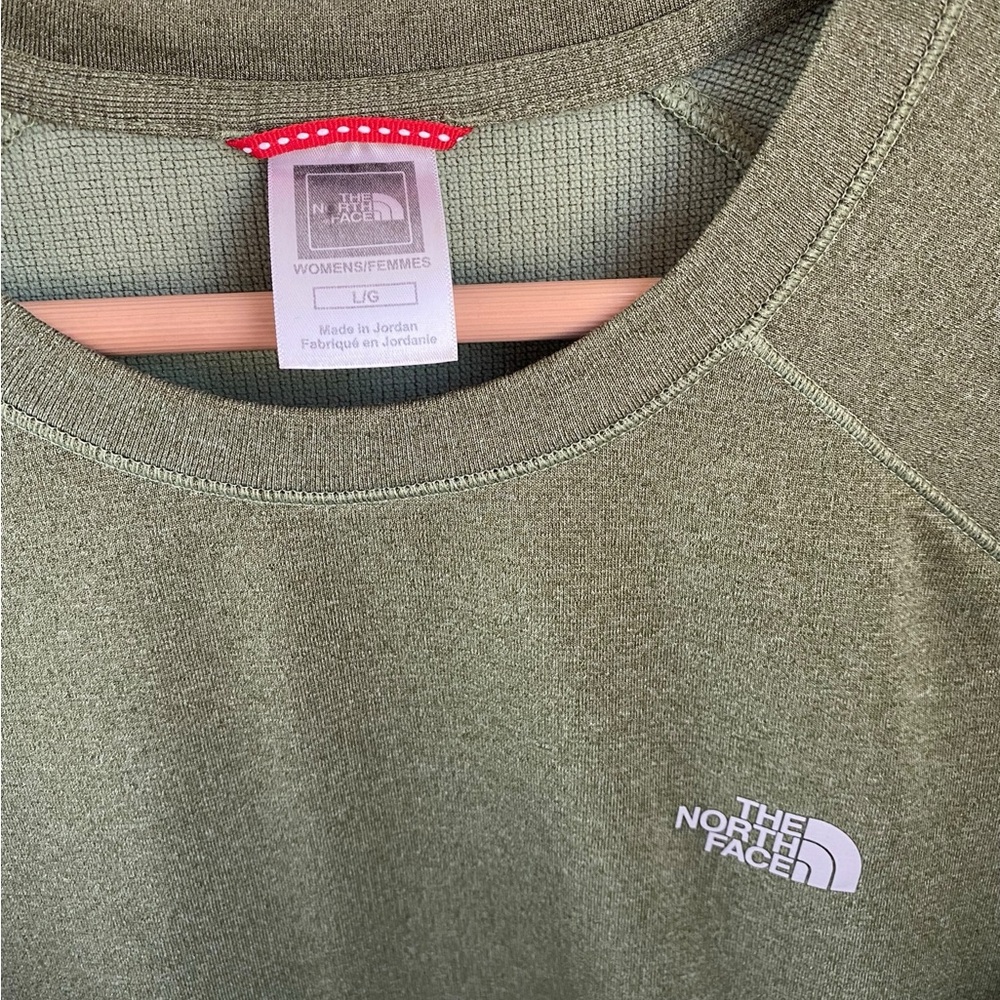 The North Face Green Warm Long Sleeve Shirt Size L - Picture 2 of 4